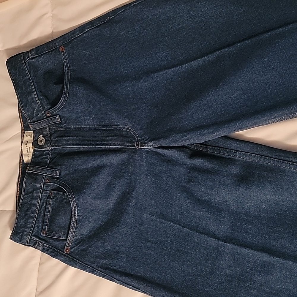Abercrombie & Fitch Mid Rise wide leg jeans - Picture 3 of 4